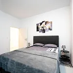 With Parking Space - 24646 Apartamento *