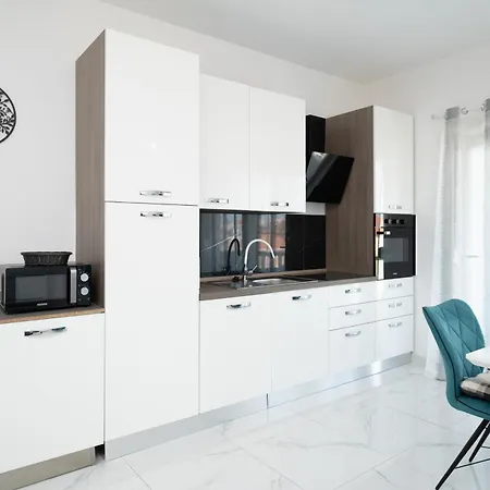Appartamento With Parking Space - 24646