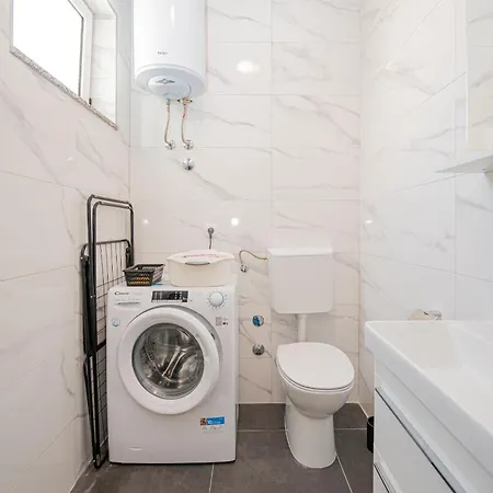 With Parking Space - 24646 * Zadar